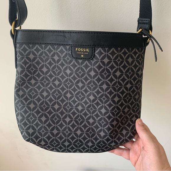 FOSSIL BLACK AND GRAY CROSSBODY BAG - Picture 2 of 10